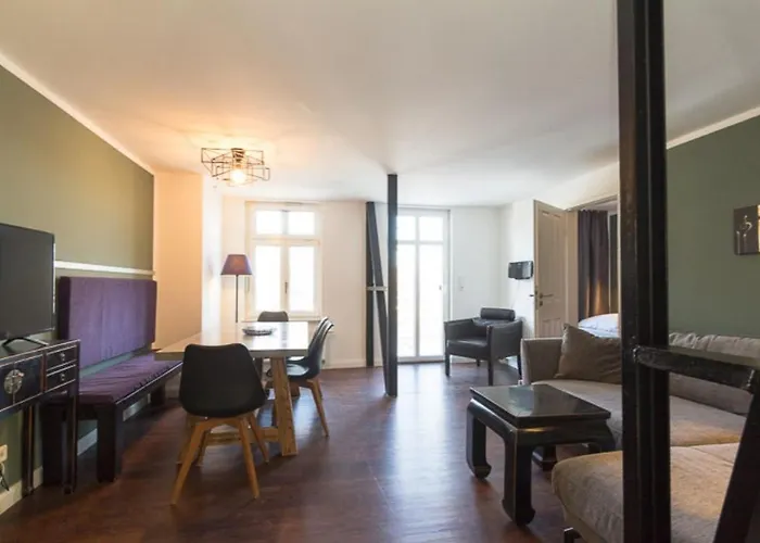 アパート - Versteck Am Strom